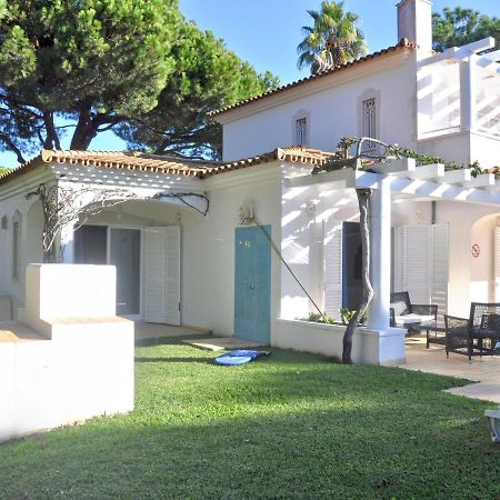 Comfortable Holiday Home In Vilamoura With Pool Kültér fotó