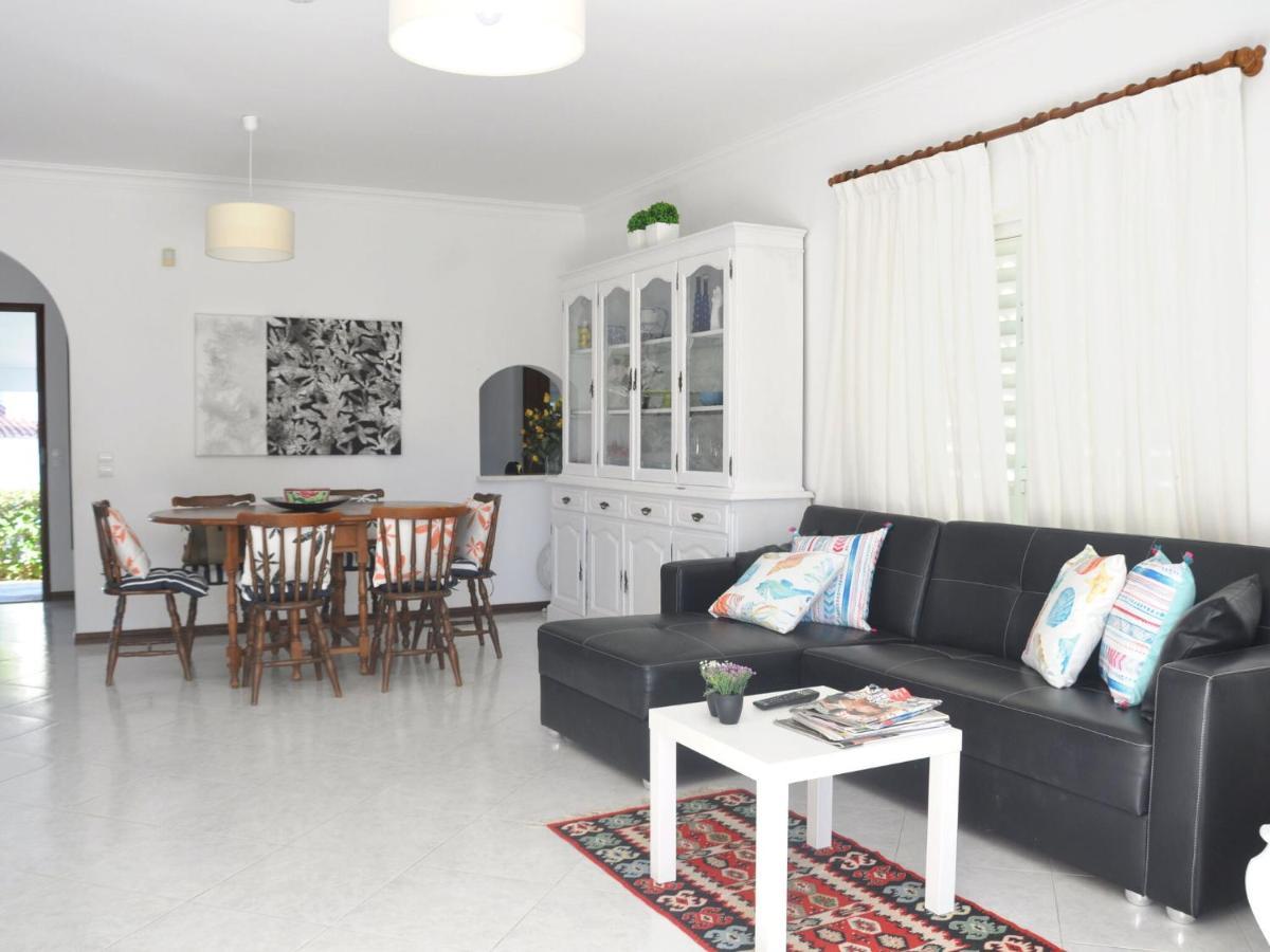 Comfortable Holiday Home In Vilamoura With Pool Kültér fotó
