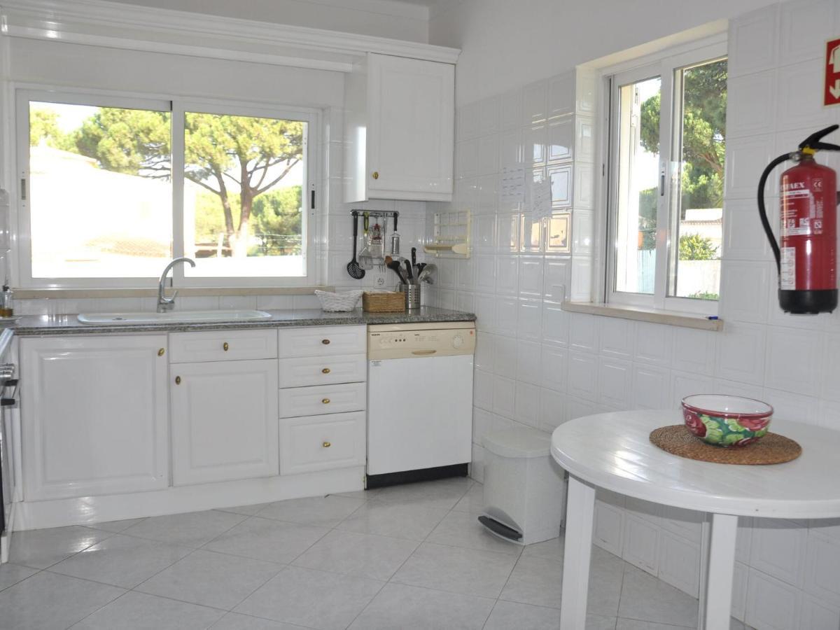 Comfortable Holiday Home In Vilamoura With Pool Kültér fotó